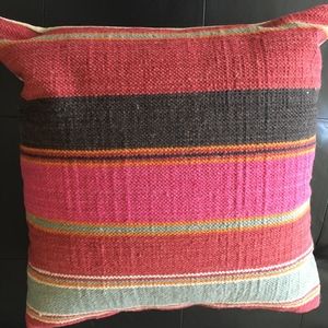Pottery Barn Wool Kilim Pillow sham  southwest